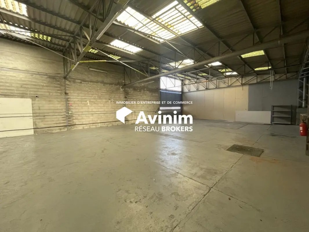 Industrial in Rousset for lease Interior Photo- Image 1 of 9
