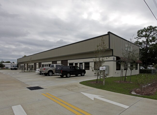 Plus de détails pour 205 West Dr, Melbourne, FL - Local d'activités à louer