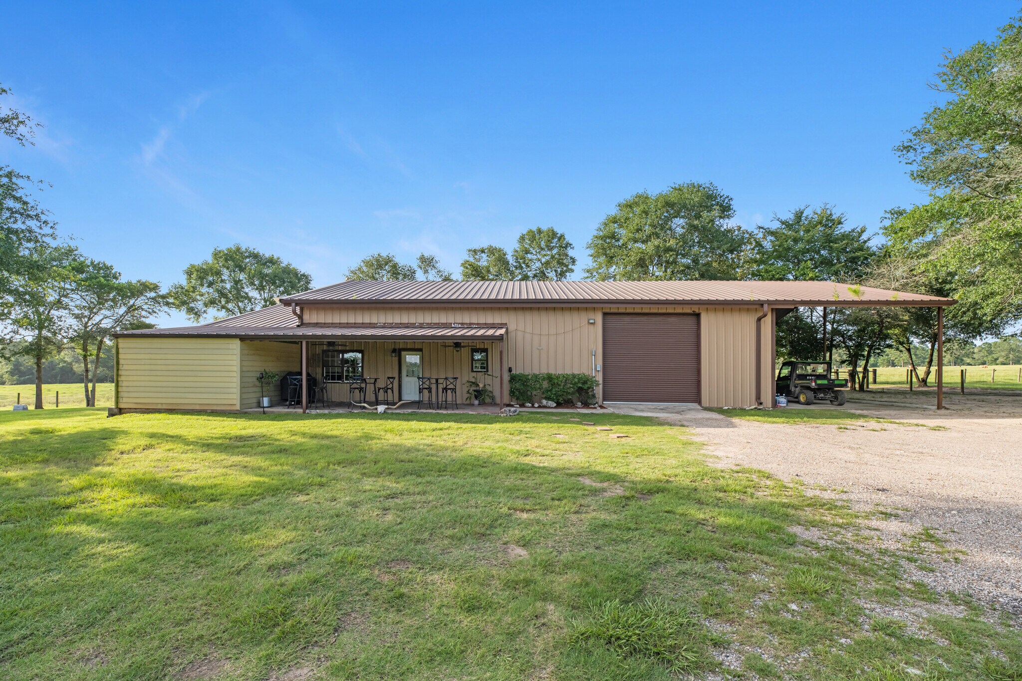 489 Everitt Rd, Cleveland, TX à vendre Photo principale- Image 1 de 63