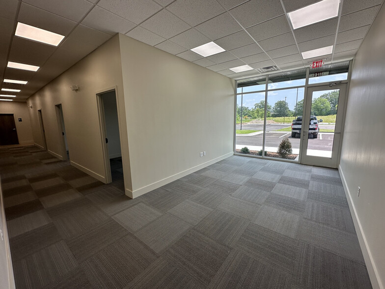 771-787 SE Summit Dr, Decatur, AL à louer - Photo intérieure - Image 3 de 8