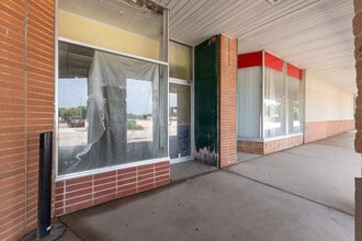 2400-2560 W Prospect Rd, Ashtabula, OH à louer Photo du bâtiment- Image 1 de 7