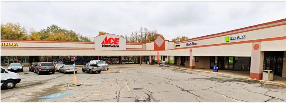 152-176 Cherry St, Kent, OH à louer - Photo du bâtiment - Image 2 de 4