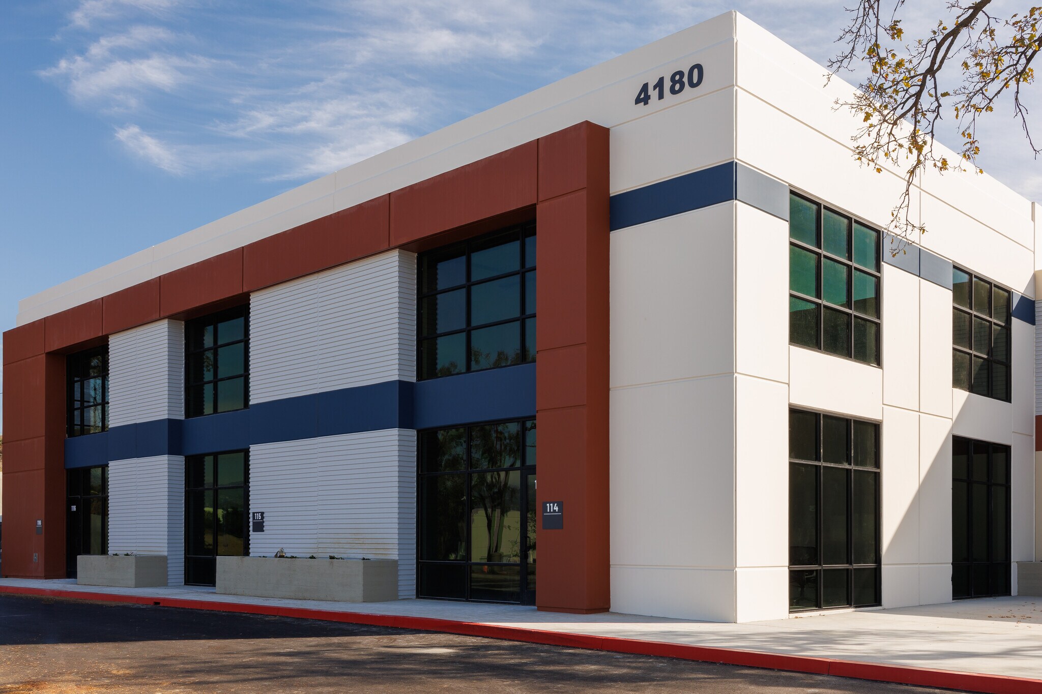 4180 Guardian St, Simi Valley, CA for lease Building Photo- Image 1 of 20