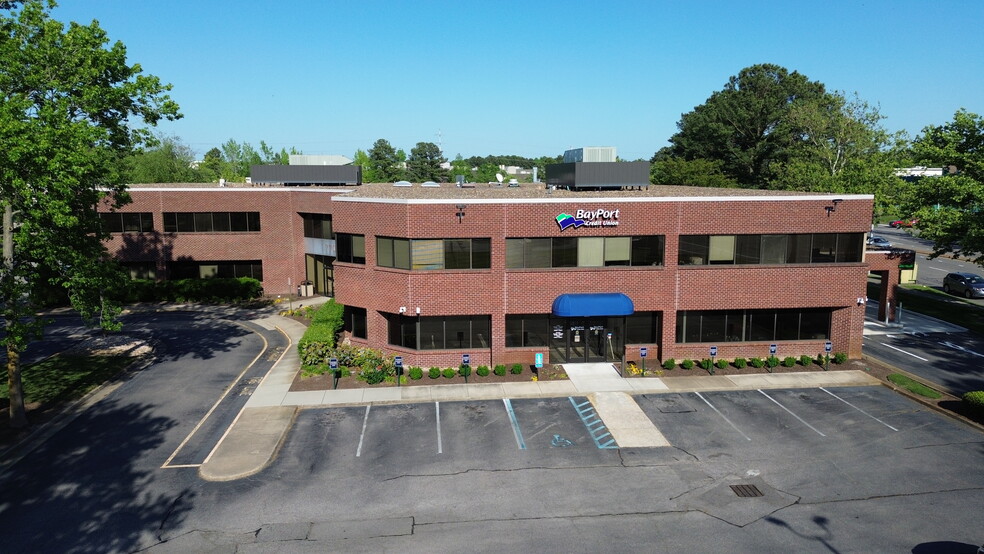 770 Lynnhaven Pky, Virginia Beach, VA à louer - Photo du bâtiment - Image 1 de 16