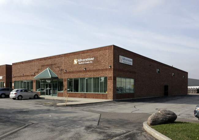 Plus de détails pour 800 Creditstone Rd, Vaughan, ON - Industriel à louer