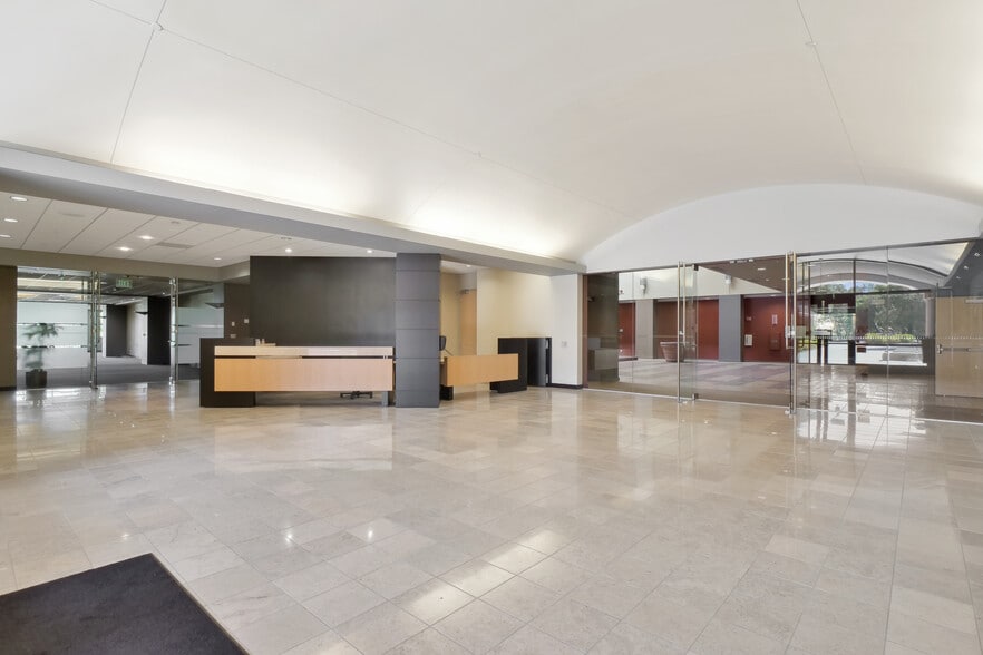 3403 Yerba Buena Rd, San Jose, CA à louer - Photo intérieure - Image 2 de 20