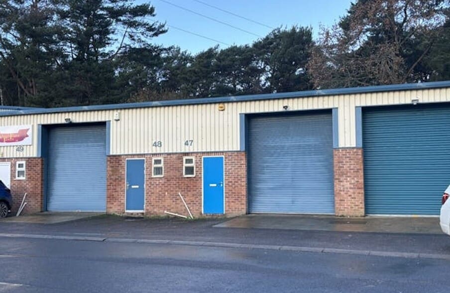 46-51 Uddens Trading Estate, Wimborne for lease - Building Photo - Image 1 of 1