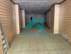 Retail in Cáceres, Cáceres for lease Interior Photo- Image 2 of 2