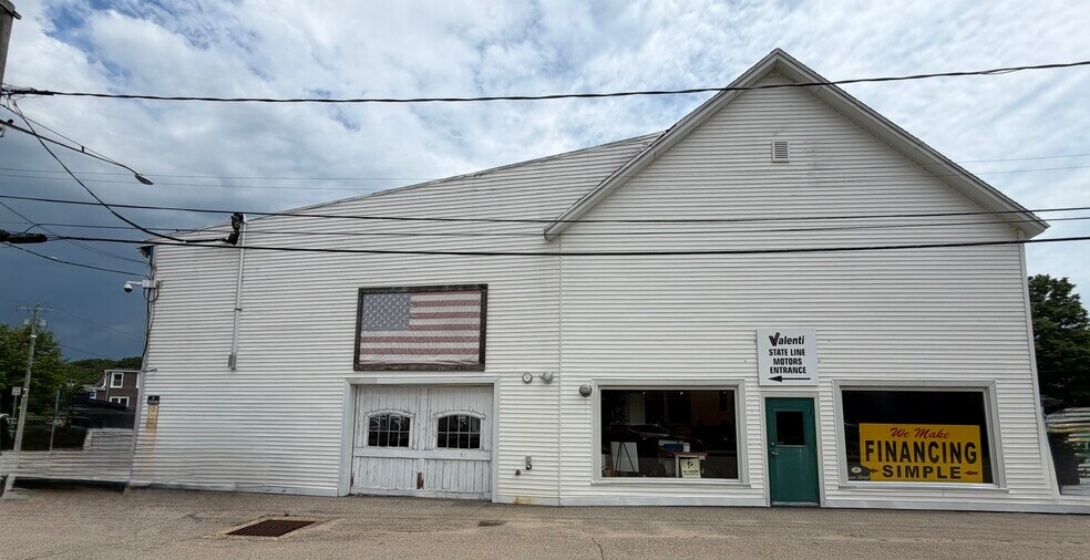 106 W Broad St, Pawcatuck, CT à vendre - Photo du bâtiment - Image 2 de 23