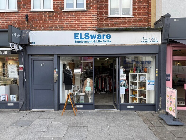 16-18 Old Church Rd, Londres à vendre - Photo du bâtiment - Image 1 de 1