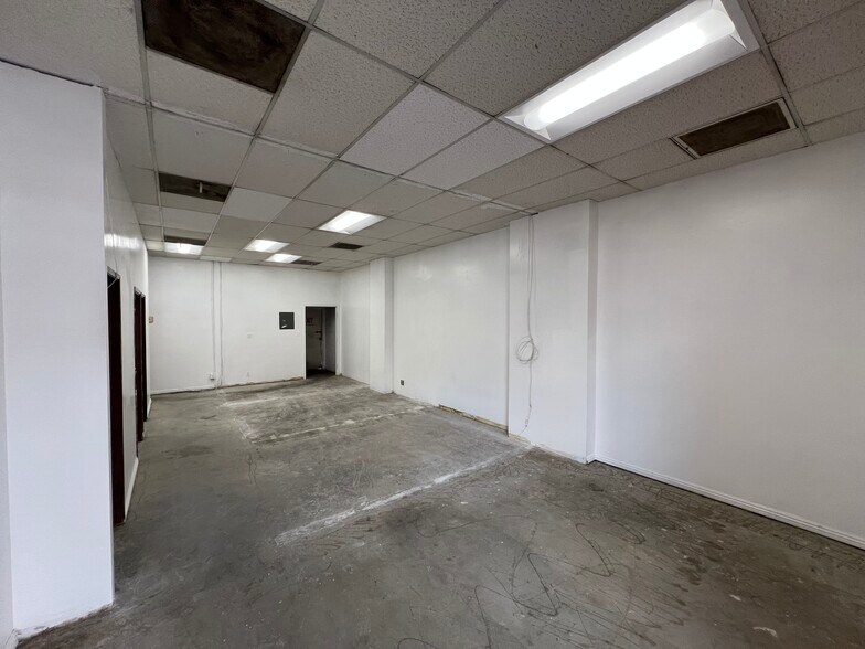 808 N Hill St, Los Angeles, CA à louer - Photo du bâtiment - Image 2 de 10