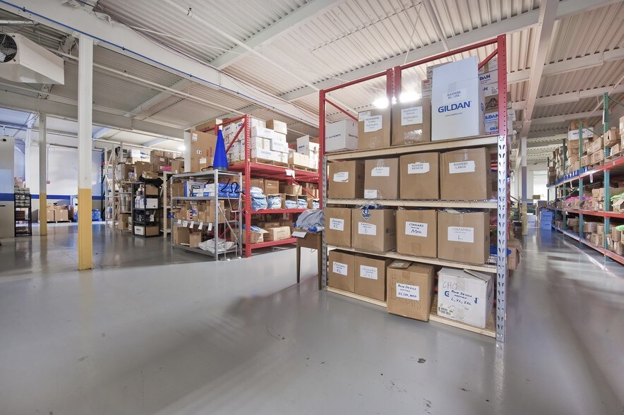 10 Fadem Rd, Springfield, NJ à louer - Photo intérieure - Image 2 de 35