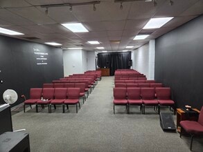 8831-8869 Walker Mill Rd, Capitol Heights, MD for lease Interior Photo- Image 2 of 17