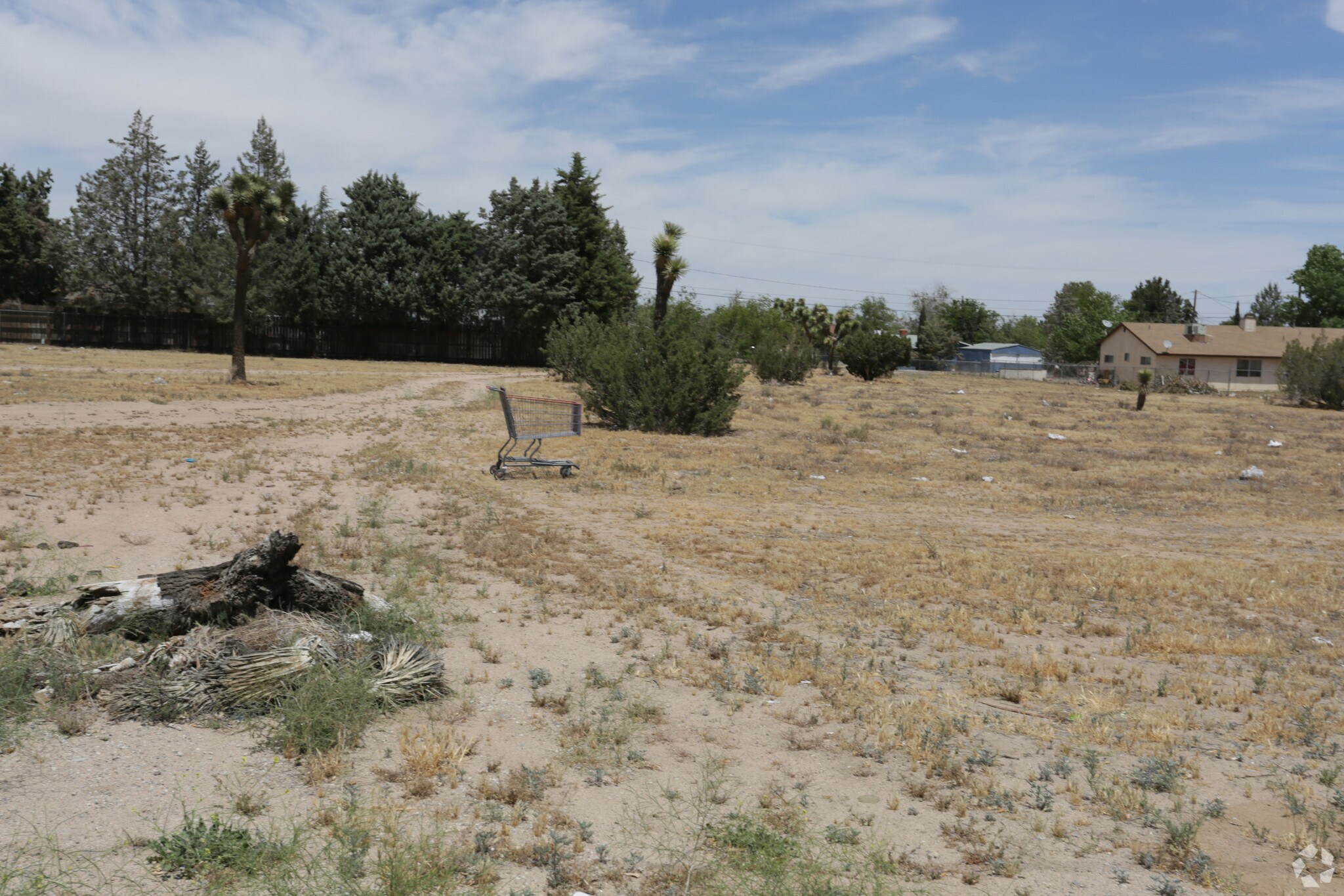 14550 Main St, Hesperia, CA à vendre Photo principale- Image 1 de 2