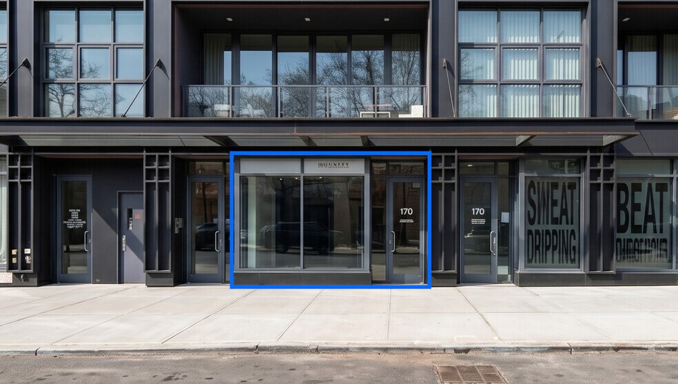 170 S 1st St, Brooklyn, NY for lease - Building Photo - Image 2 of 12