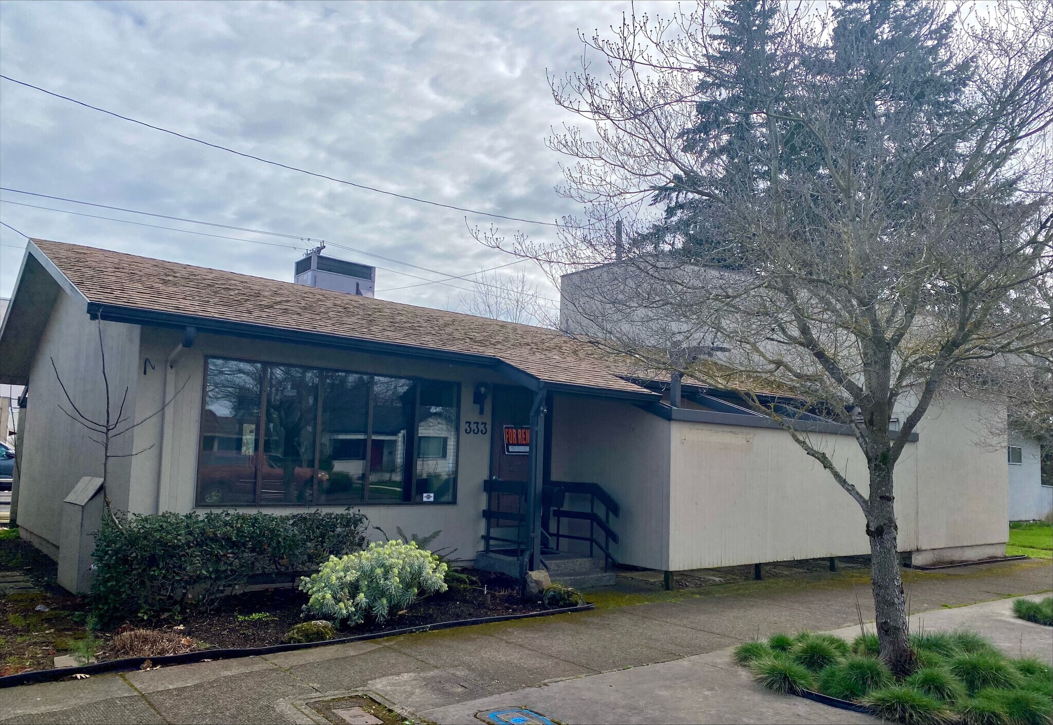 333 NW 3rd Ave, Canby, OR à louer Photo du bâtiment- Image 1 de 6