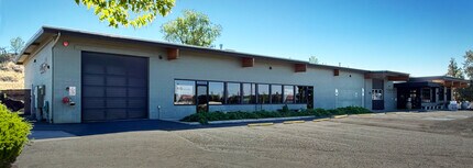 100 SW Division St, Bend, OR for lease Building Photo- Image 1 of 3