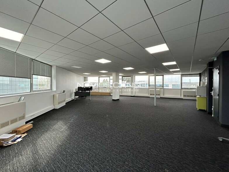 Office in Labège for lease - Interior Photo - Image 1 of 4
