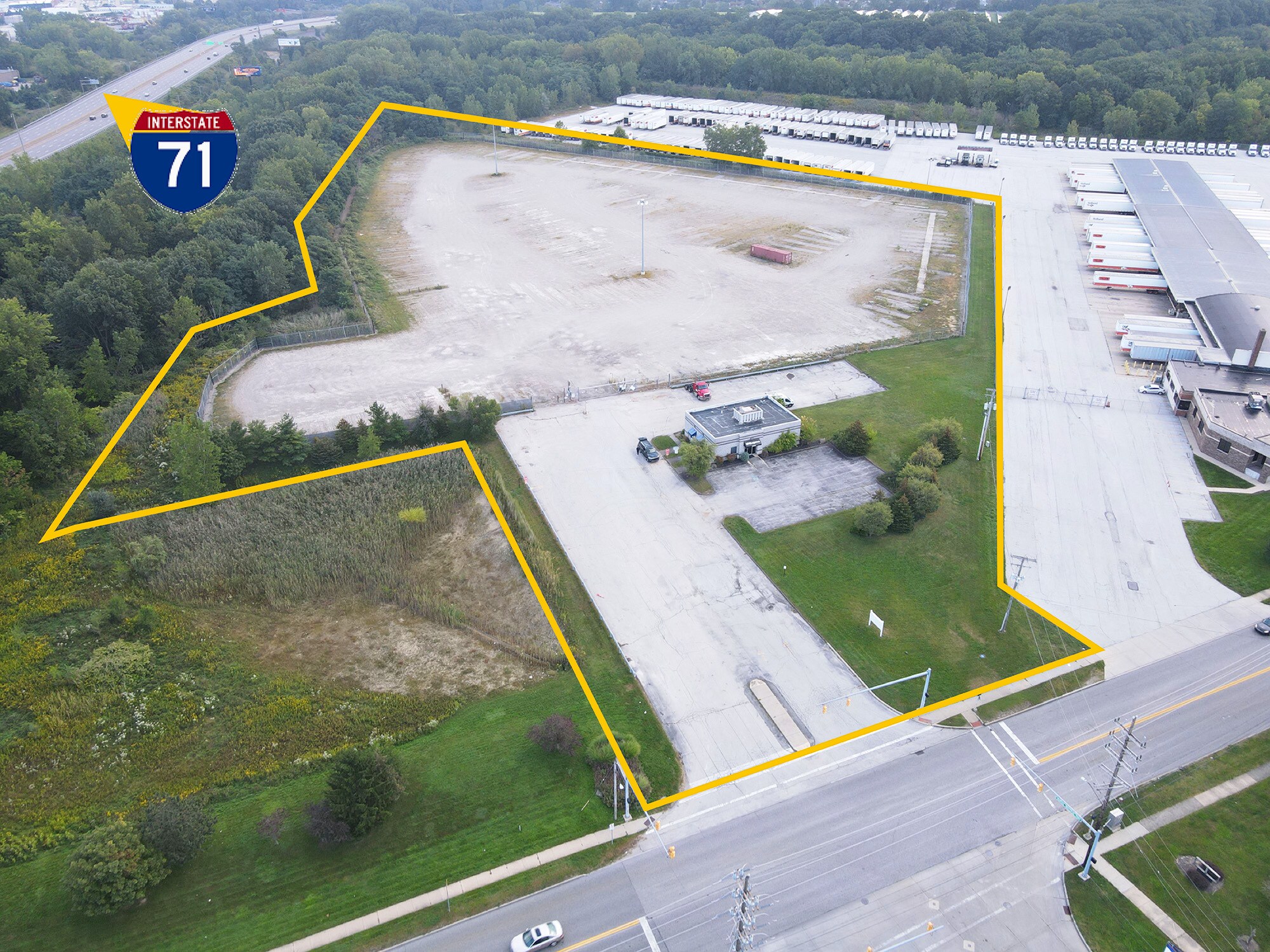 10900 Memphis Ave, Brooklyn, OH for lease Aerial- Image 1 of 10