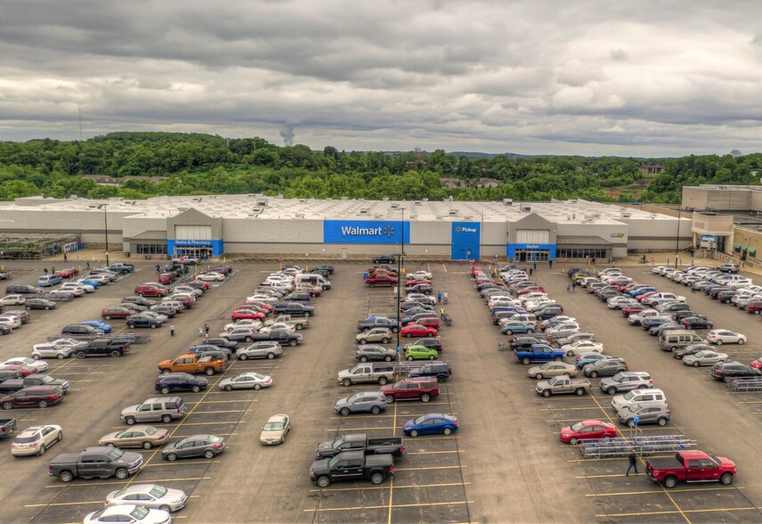 100 Mall Dr, Steubenville, OH à vendre - Photo principale - Image 1 de 1