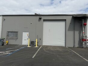 30500-30530 Union City Blvd, Union City, CA for lease Building Photo- Image 1 of 8