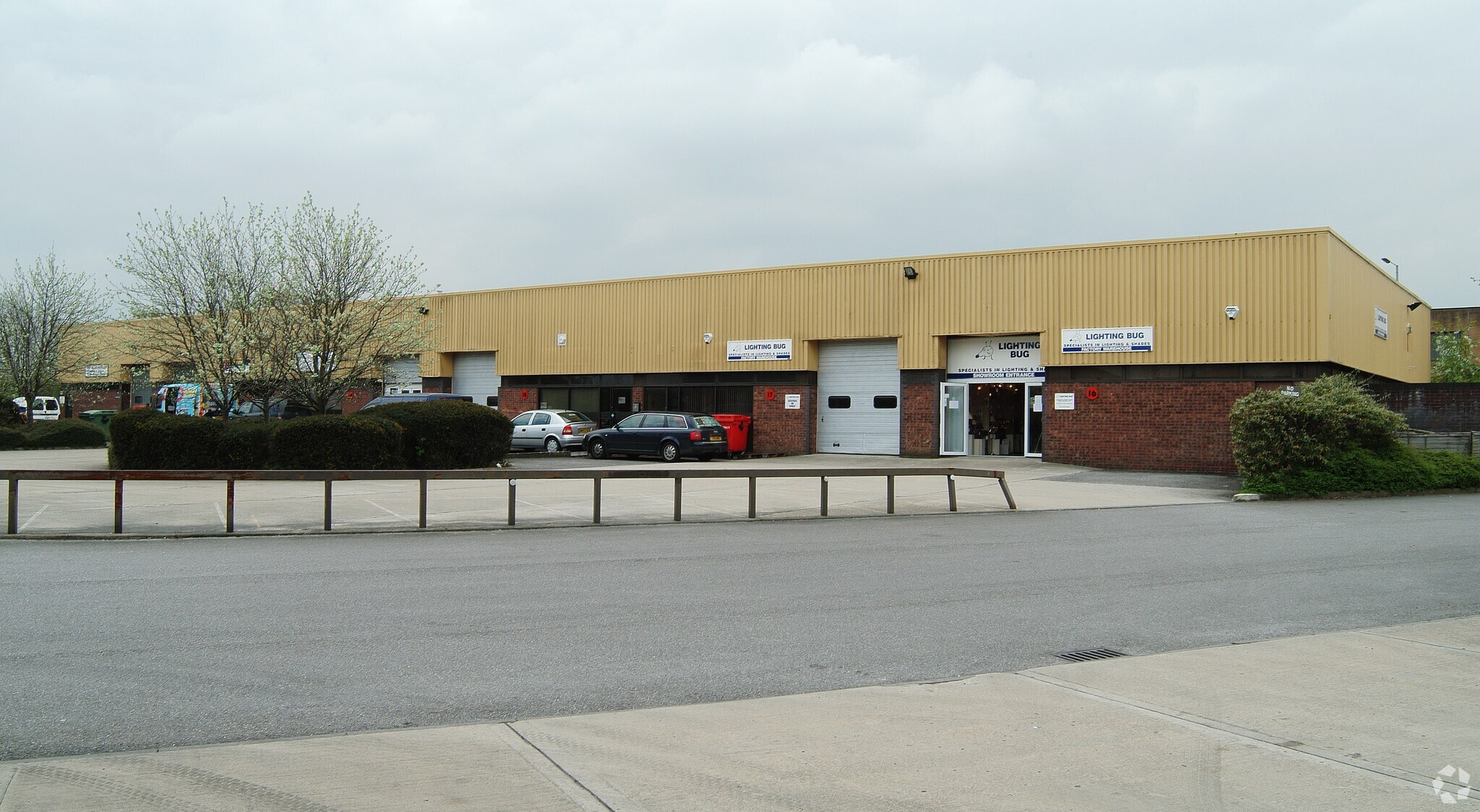 Westmead Dr, Swindon à louer Photo principale- Image 1 de 3