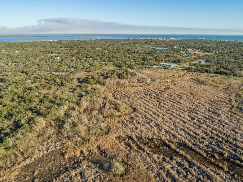 6498 Highway 35 North, Rockport, TX à vendre - Photo du bâtiment - Image 2 de 66