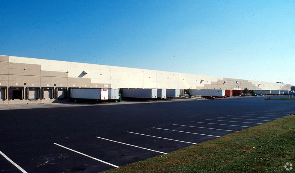 3180-3270 Urbancrest Industrial Dr, Grove City, OH for lease - Other - Image 2 of 8