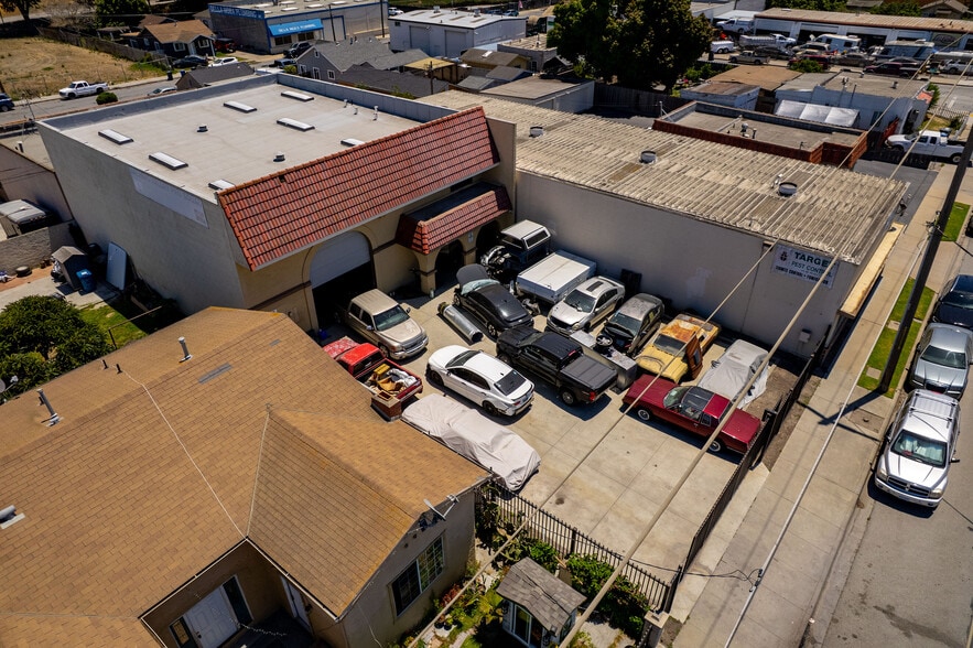 221 Griffin St, Salinas, CA à vendre - Photo du bâtiment - Image 2 de 11