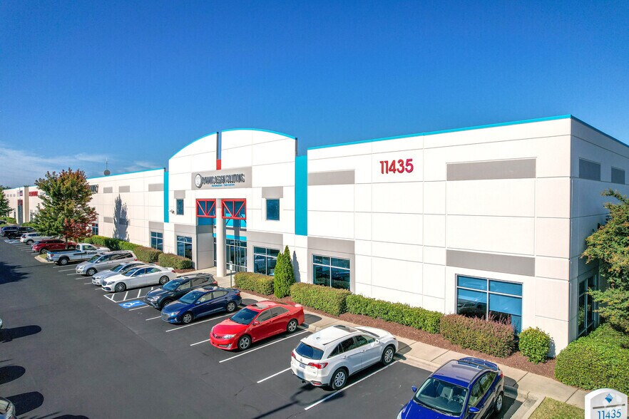 11435 Granite St, Charlotte, NC for lease - Building Photo - Image 1 of 6
