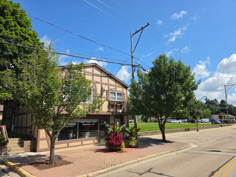 N116W15830 Main St, Germantown, WI à louer - Photo du bâtiment - Image 3 de 5