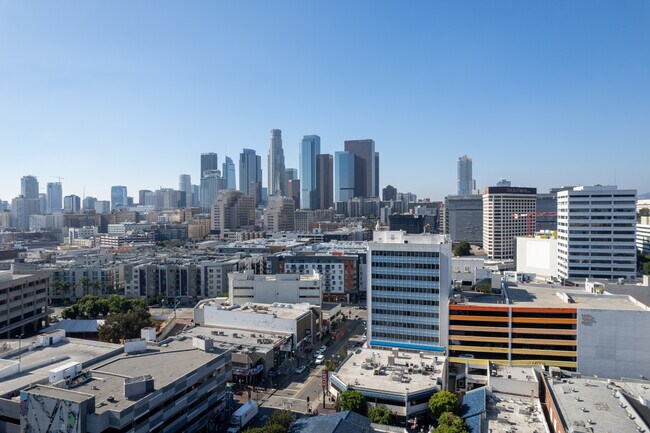 More details for 319 E 2nd St, Los Angeles, CA - Retail for Lease