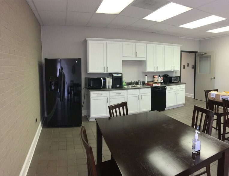 1627 Navaho Dr, Raleigh, NC à louer - Autre - Image 3 de 8