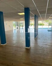 Commerce de détail dans Cabriès à louer Photo intérieure- Image 1 de 2