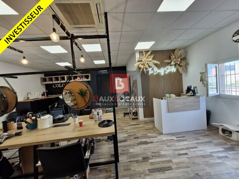 Bureau dans Marignane à vendre - Photo intérieure - Image 2 de 12