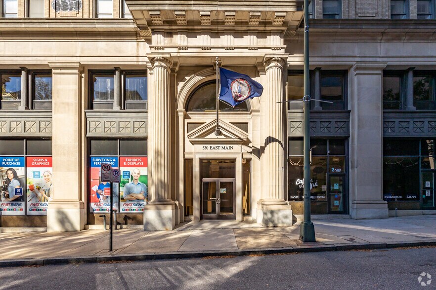 530 E Main St, Richmond, VA à louer - Photo du bâtiment - Image 3 de 11
