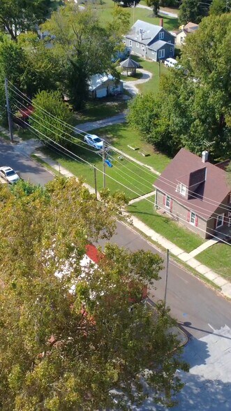 901 Franklin Ave, Lexington, MO à vendre - Vidéo sur l’inscription commerciale - Image 2 de 42