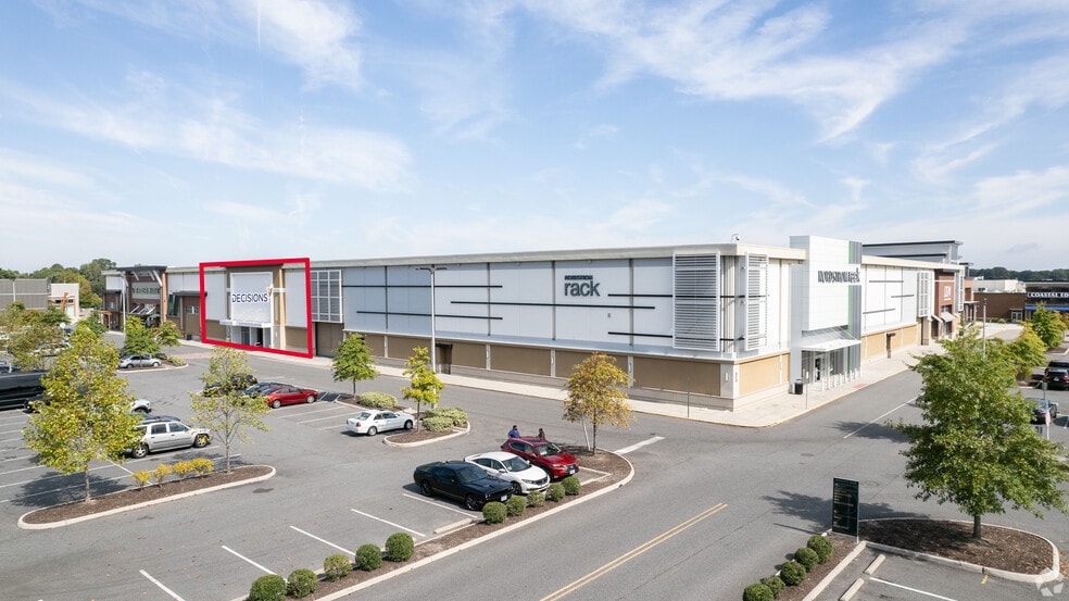 4588 Virginia Beach Blvd, Virginia Beach, VA for lease - Building Photo - Image 2 of 4