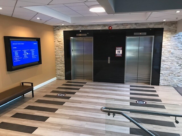 200 E State St, Media, PA à louer - Hall d’entrée - Image 2 de 19