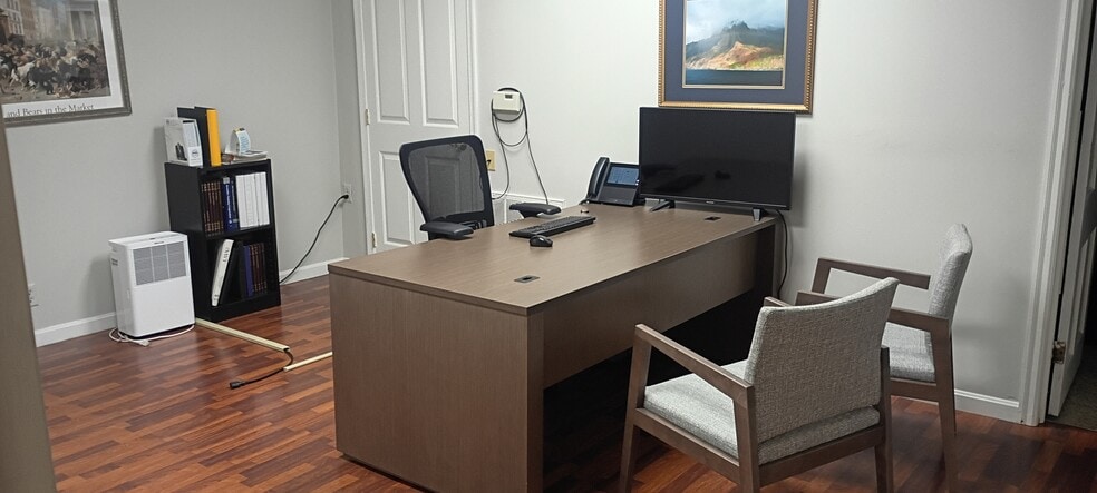 38 E Main St, Annville, PA for lease - Building Photo - Image 3 of 5