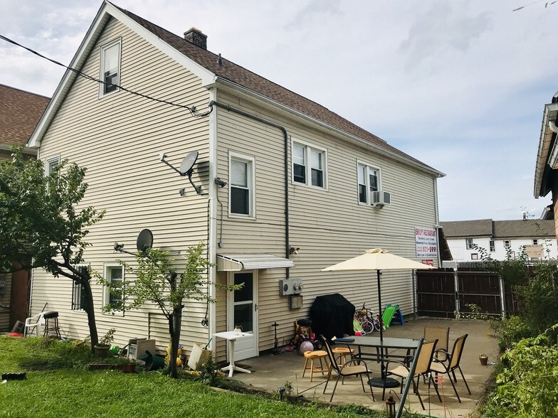 183 Hertel Ave, Buffalo, NY à louer - Photo du bâtiment - Image 2 de 5