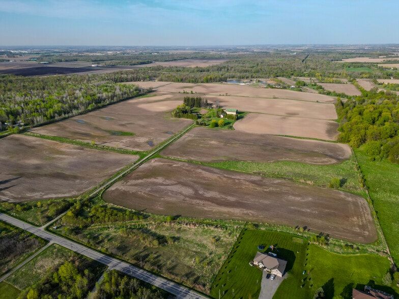 3269 Concession 7 Rd, Adjala-Tosorontio, ON for sale - Primary Photo - Image 1 of 1