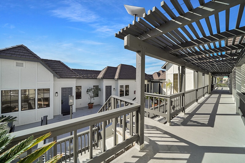 471 N Old Newport Blvd, Newport Beach, CA for lease - Building Photo - Image 3 of 3