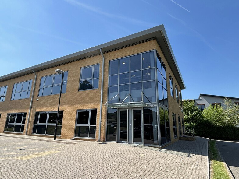 Cumnor Hl, Oxford à louer - Photo du bâtiment - Image 2 de 2