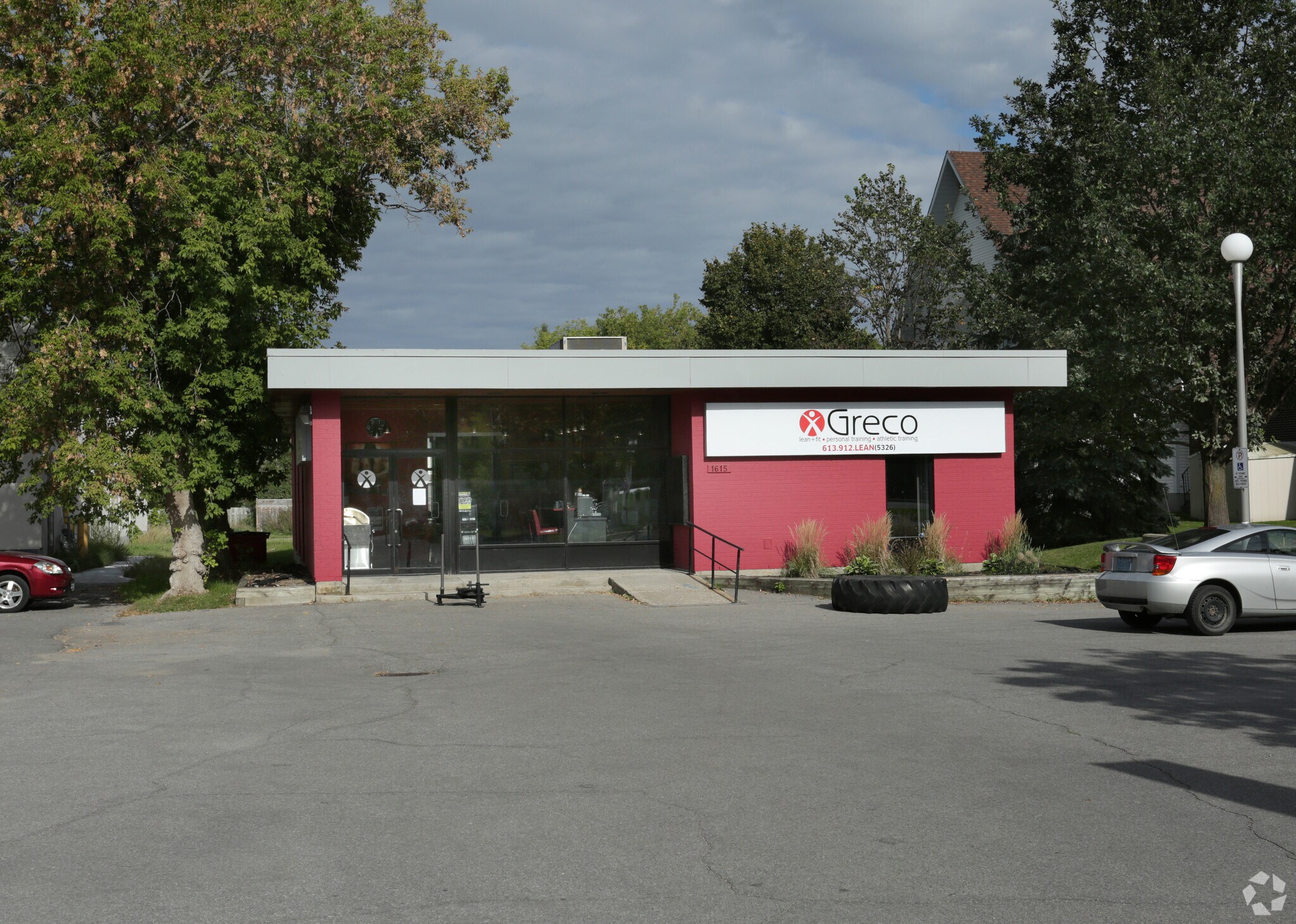 1615 Stittsville Main St, Ottawa, ON for lease Primary Photo- Image 1 of 4