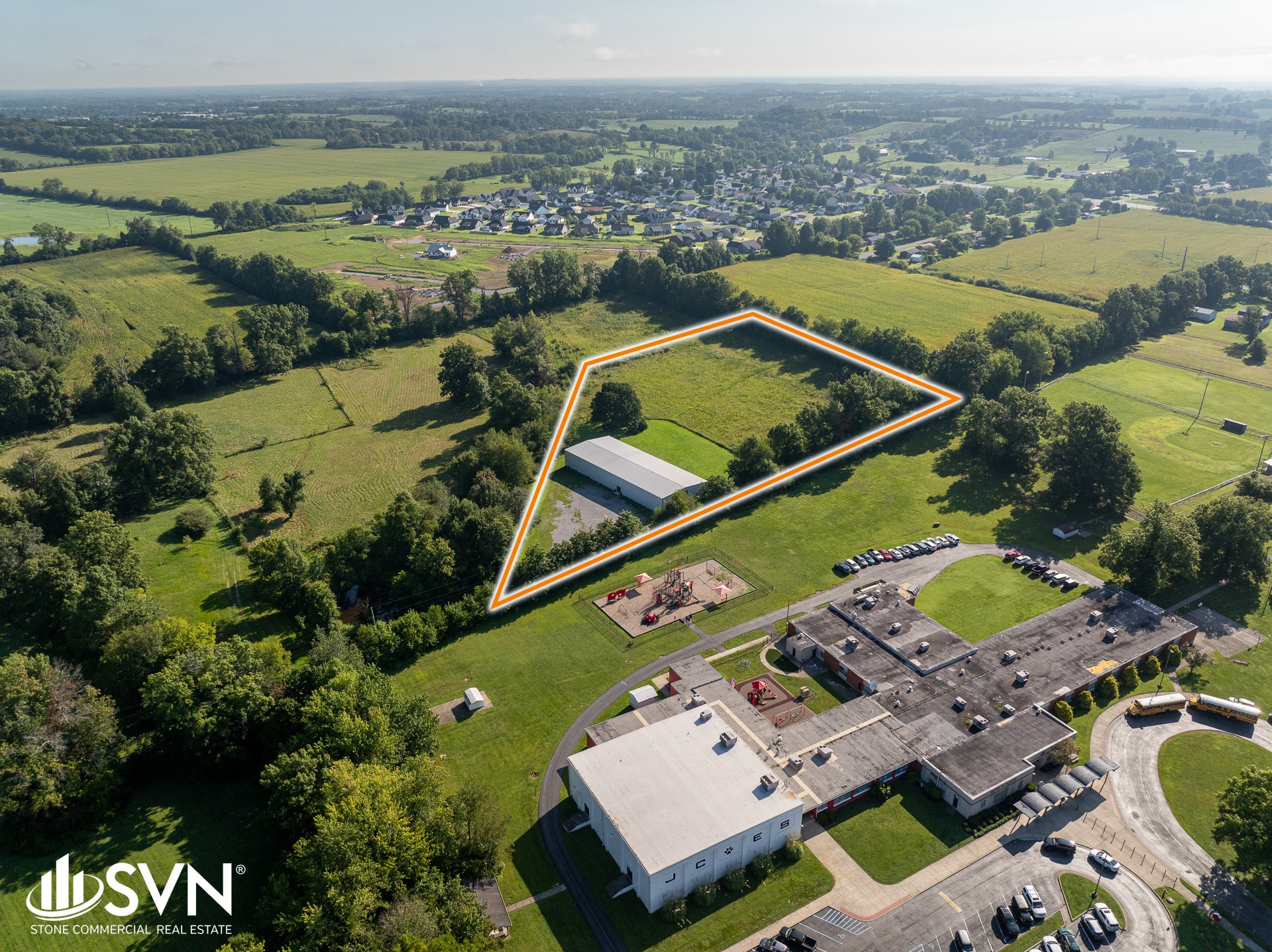 106 Meigs Ln, Junction City, KY à vendre Photo du bâtiment- Image 1 de 11