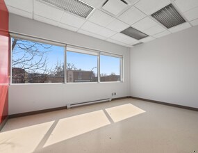 2507 Boul Rosemont, Montréal, QC à louer Photo intérieure- Image 1 de 3