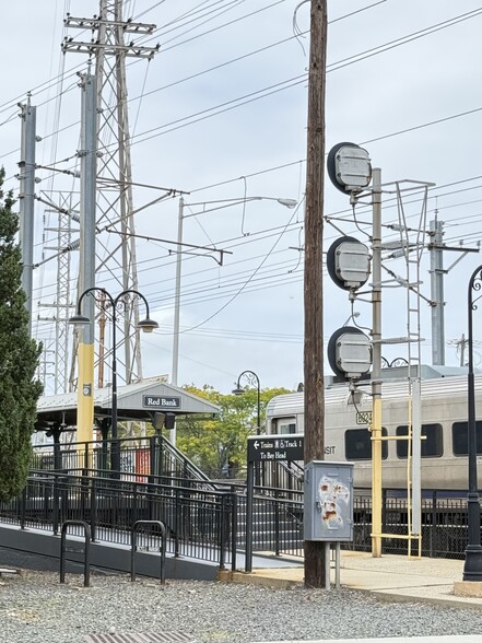 116 Chestnut St, Red Bank, NJ à louer - Autre - Image 2 de 23