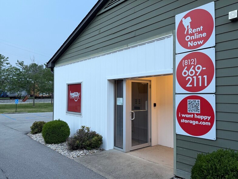 4725 Jonesville Rd, Columbus, IN à vendre - Photo du bâtiment - Image 2 de 3