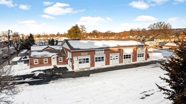 More details for 141 Lincoln Blvd, Middlesex, NJ - Retail for Sale